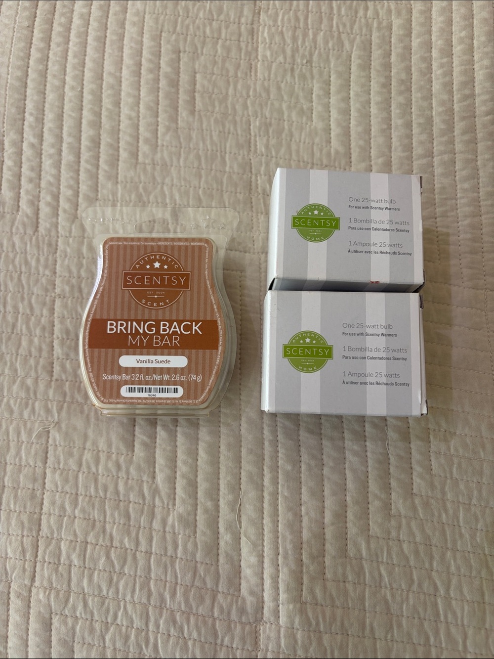 Scentsy Vanilla Suede Wax Bar & Bulb Packs